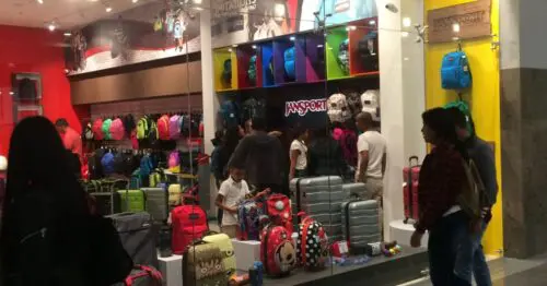 LUGANO STORE PLAZA CENTRAL LUGANO STORE PLAZA CENTRAL
